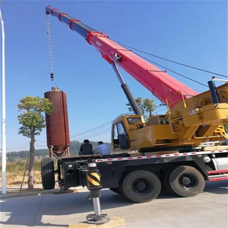 太仓专业吊车租赁多少钱